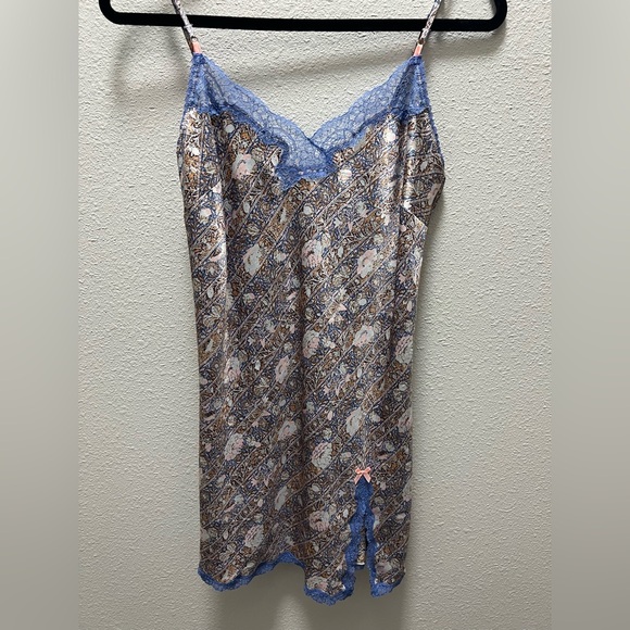 Victoria Secret‎ Slip Dress - Picture 1 of 10
